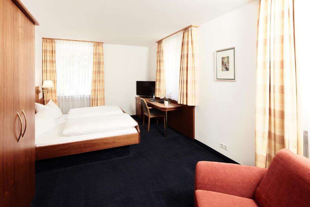 Hotel Burgmeier Дахау Экстерьер фото